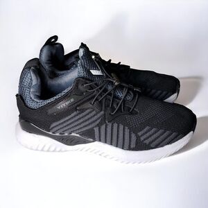 JMFCHI Vitke Kids Flexible Mesh Running Shoes NWOT